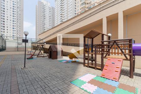 Apartamento para alugar com 49m², 2 quartos e 1 vaga Apartamento para alugar com 49m², 2 quartos e 1 vagaÁrea Comum - Playground