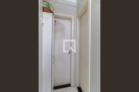 Apartamento à venda com 92m², 3 quartos e 2 vagas Apartamento à venda com 92m², 3 quartos e 2 vagasQuarto e Banheiro de Serviço
