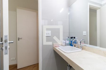Apartamento à venda com 92m², 3 quartos e 2 vagas Apartamento à venda com 92m², 3 quartos e 2 vagasBanheiro da Suíte
