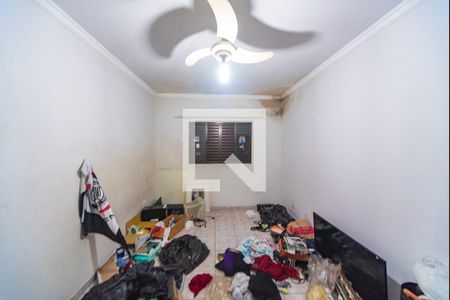 Casa à venda com 326m², 3 quartos e 6 vagas Casa à venda com 326m², 3 quartos e 6 vagasQuarto 2