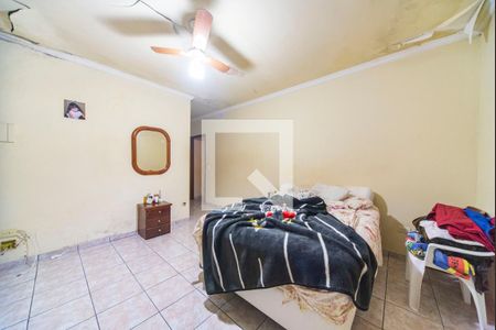 Casa à venda com 326m², 3 quartos e 6 vagas Casa à venda com 326m², 3 quartos e 6 vagasQuarto 3