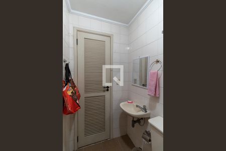 Apartamento para alugar com 134m², 3 quartos e 2 vagasBanheiro de Serviço 