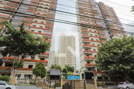 Apartamento para alugar com 134m², 3 quartos e 2 vagasFachada 