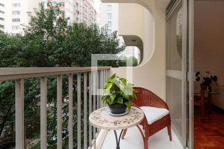 Apartamento para alugar com 96m², 2 quartos e 1 vaga Apartamento para alugar com 96m², 2 quartos e 1 vagaVaranda