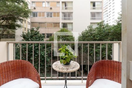 Apartamento para alugar com 96m², 2 quartos e 1 vaga Apartamento para alugar com 96m², 2 quartos e 1 vagaVaranda