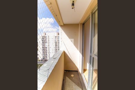 Sacada de apartamento à venda com 3 quartos, 63m² em Vila Cunha Bueno, São Paulo