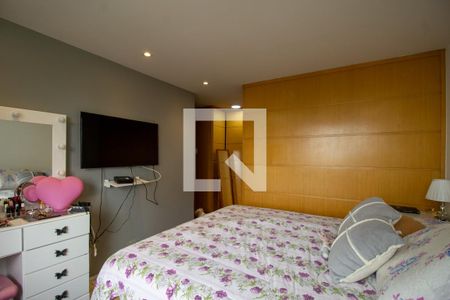 Apartamento à venda com 122m², 3 quartos e 2 vagas Apartamento à venda com 122m², 3 quartos e 2 vagasSuíte