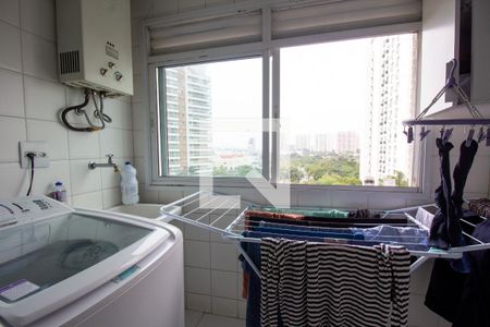Apartamento à venda com 122m², 3 quartos e 2 vagas Apartamento à venda com 122m², 3 quartos e 2 vagasÁrea de Serviço