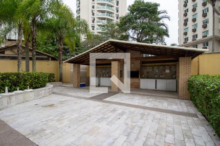 Apartamento à venda com 122m², 3 quartos e 2 vagas Apartamento à venda com 122m², 3 quartos e 2 vagasÁrea Comum - Churrasqueira