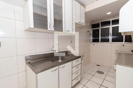 Apartamento à venda com 55m², 2 quartos e sem vaga Apartamento à venda com 55m², 2 quartos e sem vagaCozinha