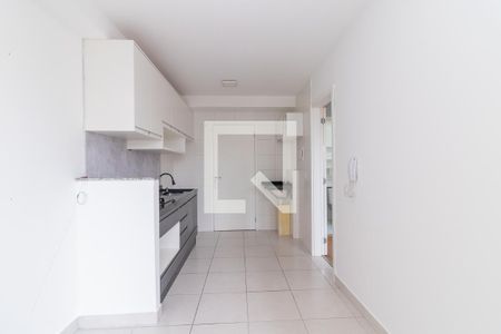 Sala/Cozinha de apartamento para alugar com 1 quarto, 32m² em Vila Penteado, São Paulo