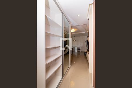 Apartamento para alugar com 65m², 3 quartos e 1 vaga Apartamento para alugar com 65m², 3 quartos e 1 vagaCorredor