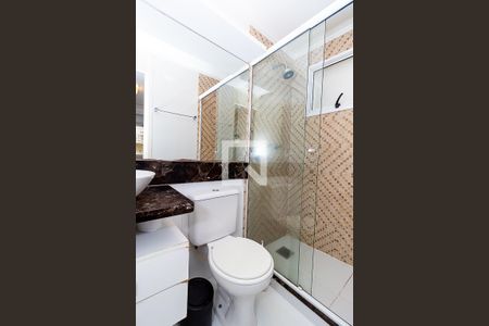 Apartamento para alugar com 65m², 3 quartos e 1 vaga Apartamento para alugar com 65m², 3 quartos e 1 vagaBanheiro da Suíte