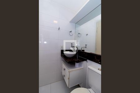Apartamento para alugar com 65m², 3 quartos e 1 vaga Apartamento para alugar com 65m², 3 quartos e 1 vagaBanheiro da Suíte