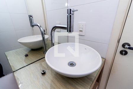 Apartamento para alugar com 65m², 3 quartos e 1 vaga Apartamento para alugar com 65m², 3 quartos e 1 vagaBanheiro