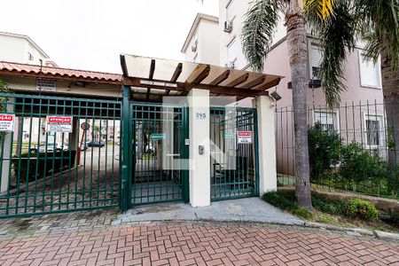 Apartamento para alugar com 65m², 3 quartos e 1 vaga Apartamento para alugar com 65m², 3 quartos e 1 vagaFachada