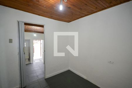 Quarto 1 de casa para alugar com 1 quarto, 50m² em Vila Brasilina, São Paulo