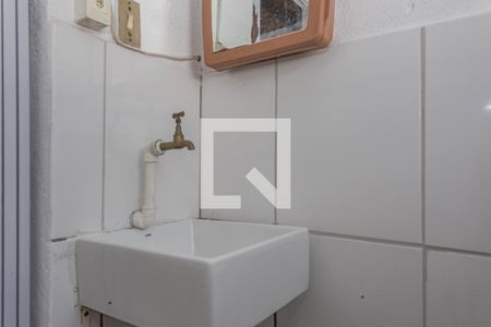 Banheiro de casa para alugar com 1 quarto, 55m² em Vila Brasilina, São Paulo