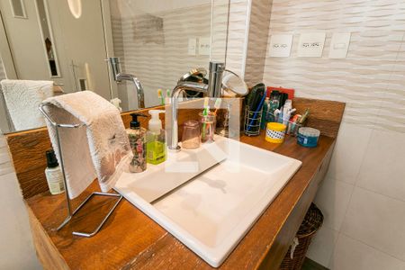 Apartamento à venda com 146m², 3 quartos e 1 vagaBanheiro da Suite