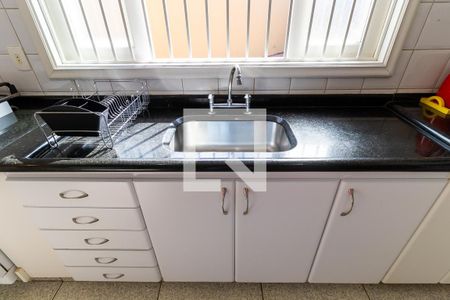 Casa à venda com 289m², 3 quartos e 10 vagas Casa à venda com 289m², 3 quartos e 10 vagasCozinha