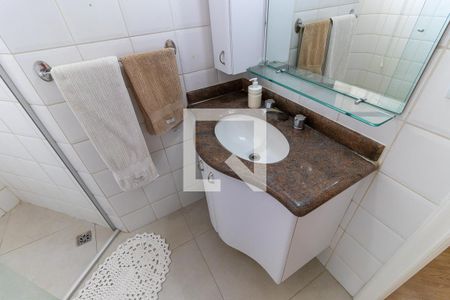 Casa à venda com 289m², 3 quartos e 10 vagas Casa à venda com 289m², 3 quartos e 10 vagasBanheiro da suíte 3