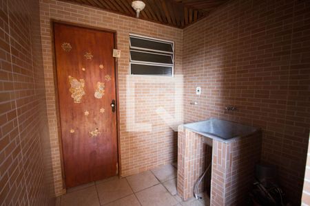 Casa à venda com 233m², 3 quartos e 2 vagasLavanderia