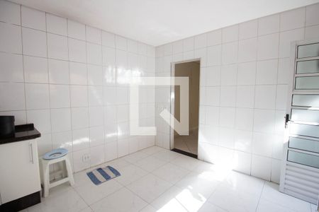 Casa à venda com 233m², 3 quartos e 2 vagasCozinha