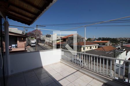 Casa à venda com 233m², 3 quartos e 2 vagasTerraço