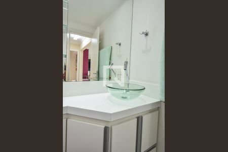 Apartamento à venda com 117m², 2 quartos e 2 vagasBanheiro Suíte 01