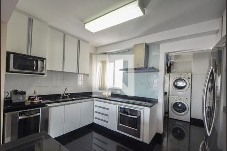 Apartamento à venda com 117m², 2 quartos e 2 vagasCozinha
