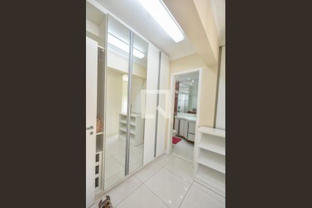 Apartamento à venda com 117m², 2 quartos e 2 vagasSuíte 01