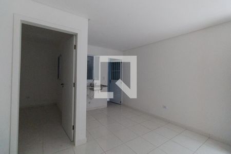 Sala e cozinha de apartamento à venda com 1 quarto, 36m² em Vila Paulo Silas, São Paulo
