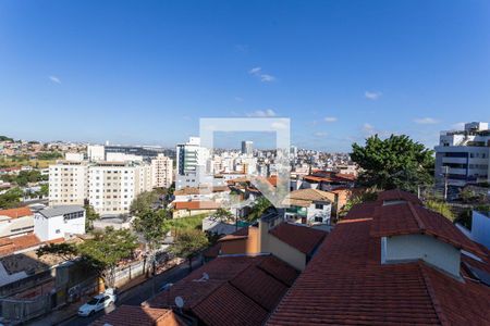 Vista da Suíte de apartamento para alugar com 2 quartos, 68m² em Fernão Dias, Belo Horizonte