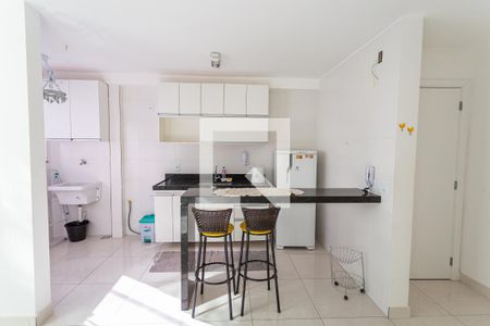 Apartamento para alugar com 68m², 2 quartos e 2 vagasCozinha