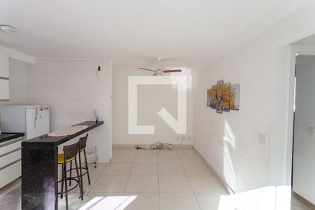 Sala de apartamento para alugar com 2 quartos, 68m² em Fernão Dias, Belo Horizonte