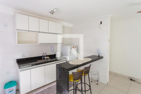 Apartamento para alugar com 68m², 2 quartos e 2 vagasCozinha