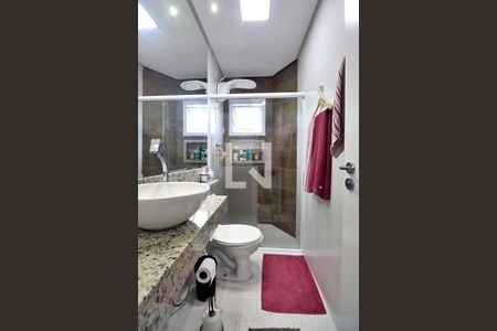 Banheiro da Suíte de apartamento à venda com 2 quartos, 138m² em Vila Valparaiso, Santo André