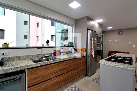 Apartamento à venda com 138m², 2 quartos e 2 vagasCozinha