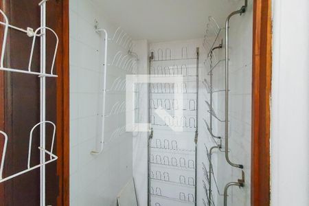 Apartamento à venda com 100m², 2 quartos e sem vagaBanheiro