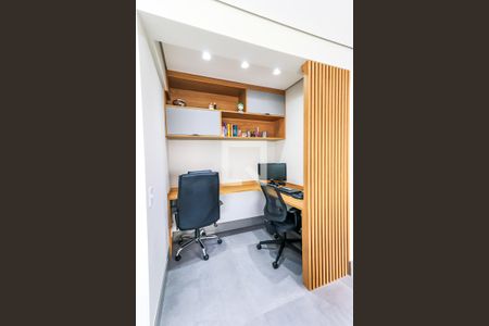 Apartamento à venda com 129m², 3 quartos e 3 vagasEscritório