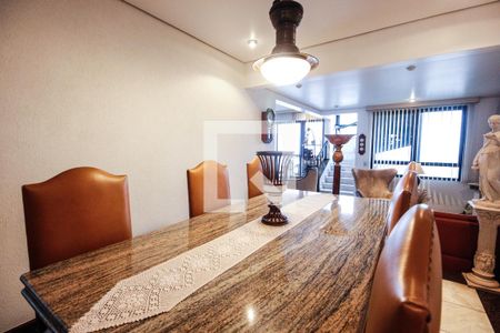 Apartamento à venda com 280m², 5 quartos e 4 vagas Apartamento à venda com 280m², 5 quartos e 4 vagasSala de jantar 1