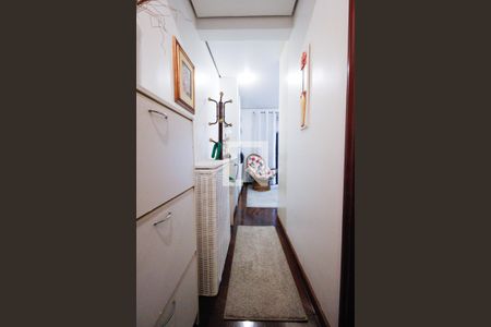 Apartamento à venda com 280m², 5 quartos e 4 vagas Apartamento à venda com 280m², 5 quartos e 4 vagasCorredor