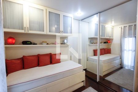 Apartamento à venda com 280m², 5 quartos e 4 vagas Apartamento à venda com 280m², 5 quartos e 4 vagasQuarto 2