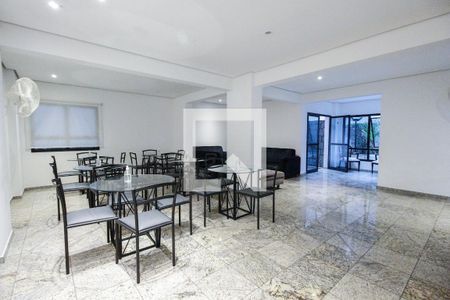 Apartamento à venda com 280m², 5 quartos e 4 vagas Apartamento à venda com 280m², 5 quartos e 4 vagasSalão de festas
