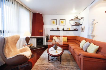 Apartamento à venda com 280m², 5 quartos e 4 vagas Apartamento à venda com 280m², 5 quartos e 4 vagasSala 1