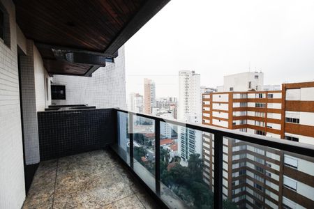 Apartamento à venda com 280m², 5 quartos e 4 vagas Apartamento à venda com 280m², 5 quartos e 4 vagasVaranda