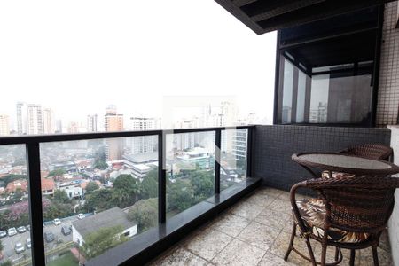 Apartamento à venda com 280m², 5 quartos e 4 vagas Apartamento à venda com 280m², 5 quartos e 4 vagasVaranda