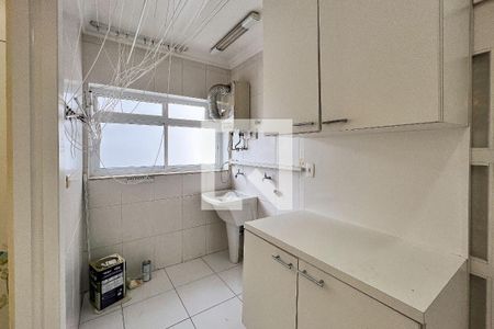 Apartamento para alugar com 126m², 3 quartos e 2 vagas Apartamento para alugar com 126m², 3 quartos e 2 vagasÁrea de Serviço