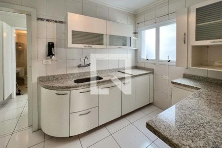 Apartamento para alugar com 126m², 3 quartos e 2 vagas Apartamento para alugar com 126m², 3 quartos e 2 vagasCozinha