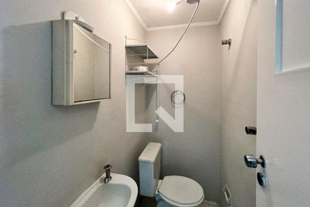 Apartamento para alugar com 126m², 3 quartos e 2 vagas Apartamento para alugar com 126m², 3 quartos e 2 vagasBanheiro de Serviço
